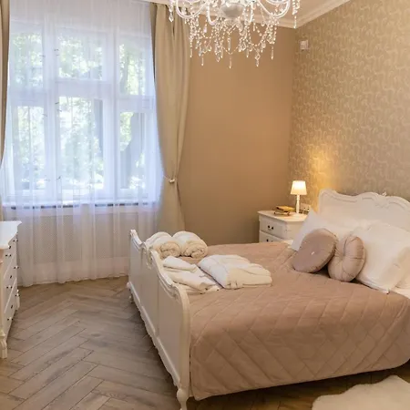 Gæstehus Chillinn La Maison Eger
