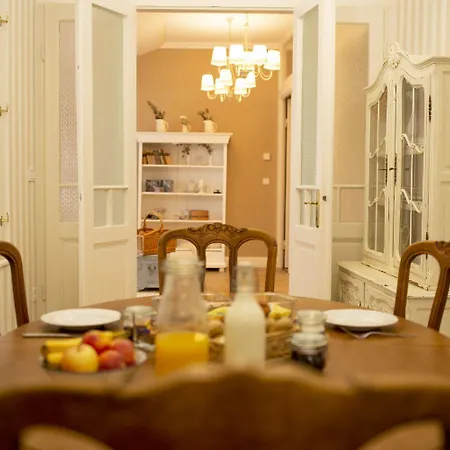 Chillinn La Maison אגר